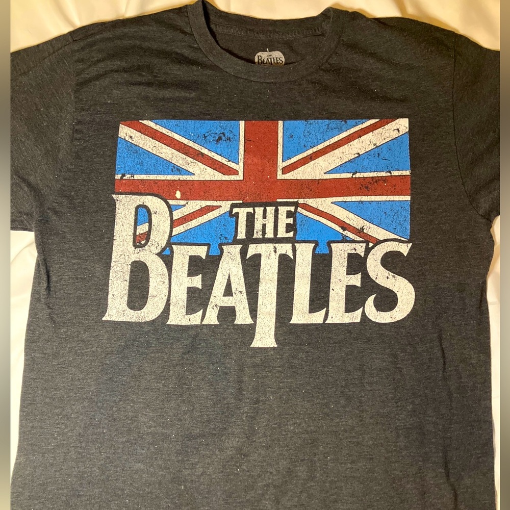2016 The Beatles Size Large Grey Tee Shirt Union Jack Flag